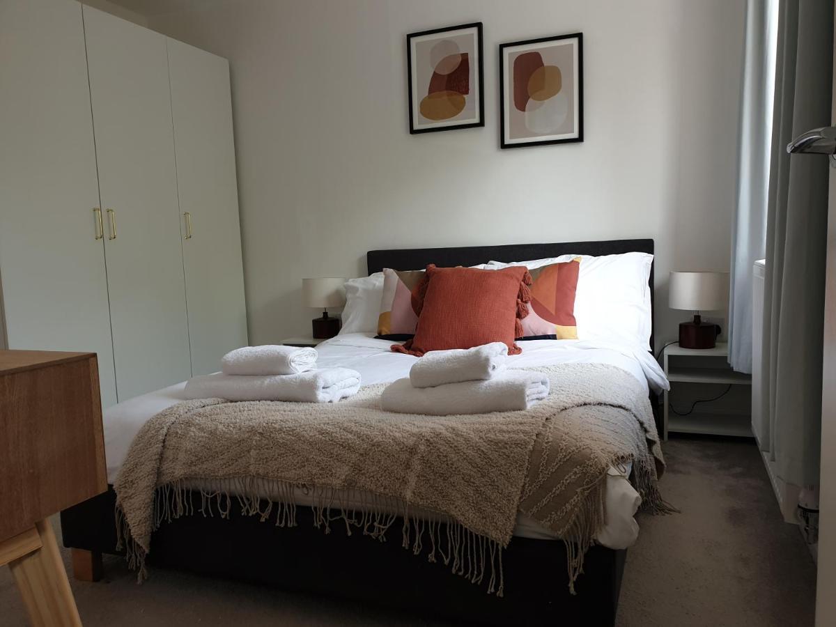 Cheerful 1 Private Room-Ensuite With Free Parking Silverdale  Luaran gambar